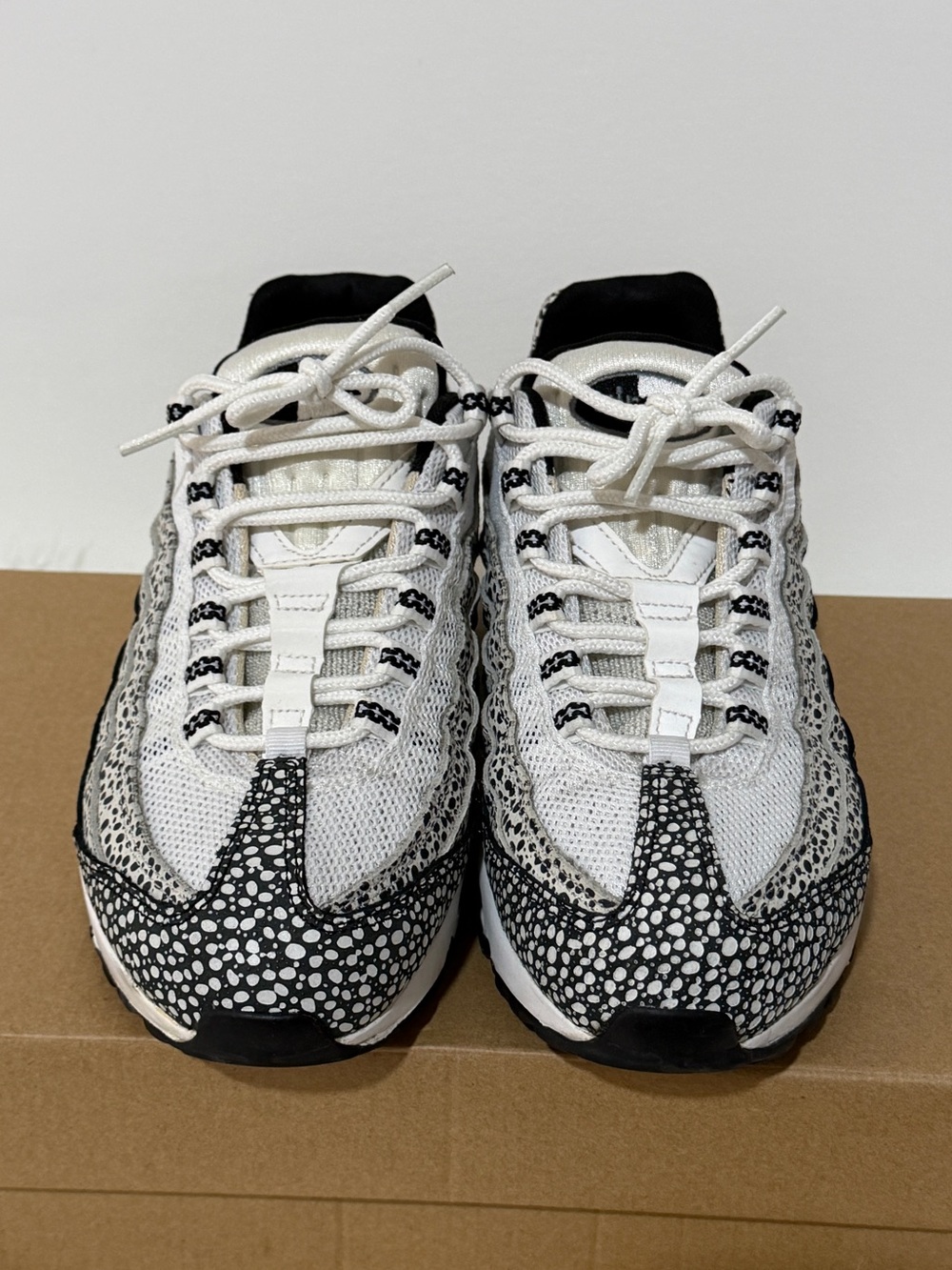 Nike Airmax 95 Black and White Mesh Running Women’s Shoes